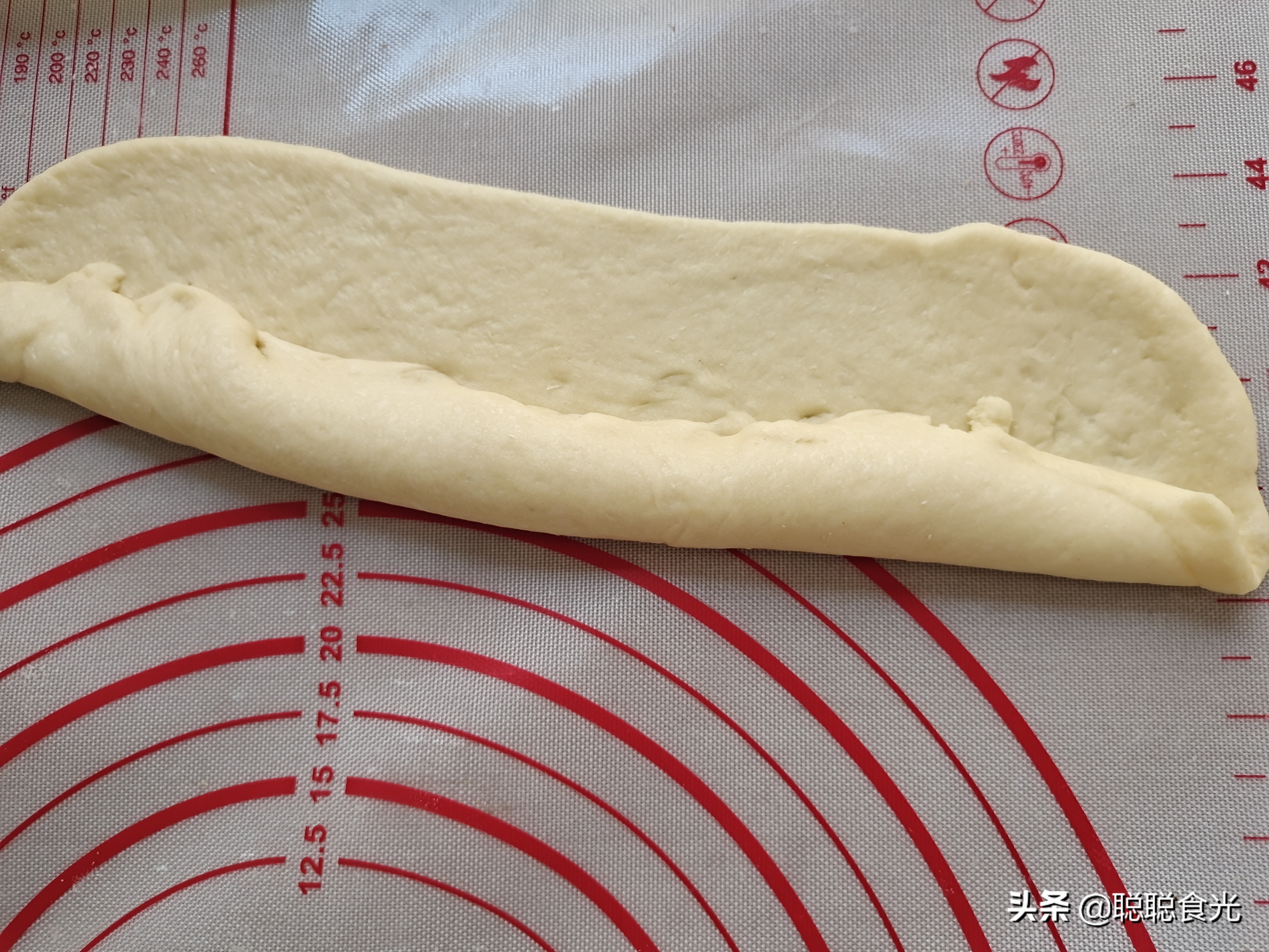 家庭酸奶麻花简单做法,家庭版酸奶麻花做法