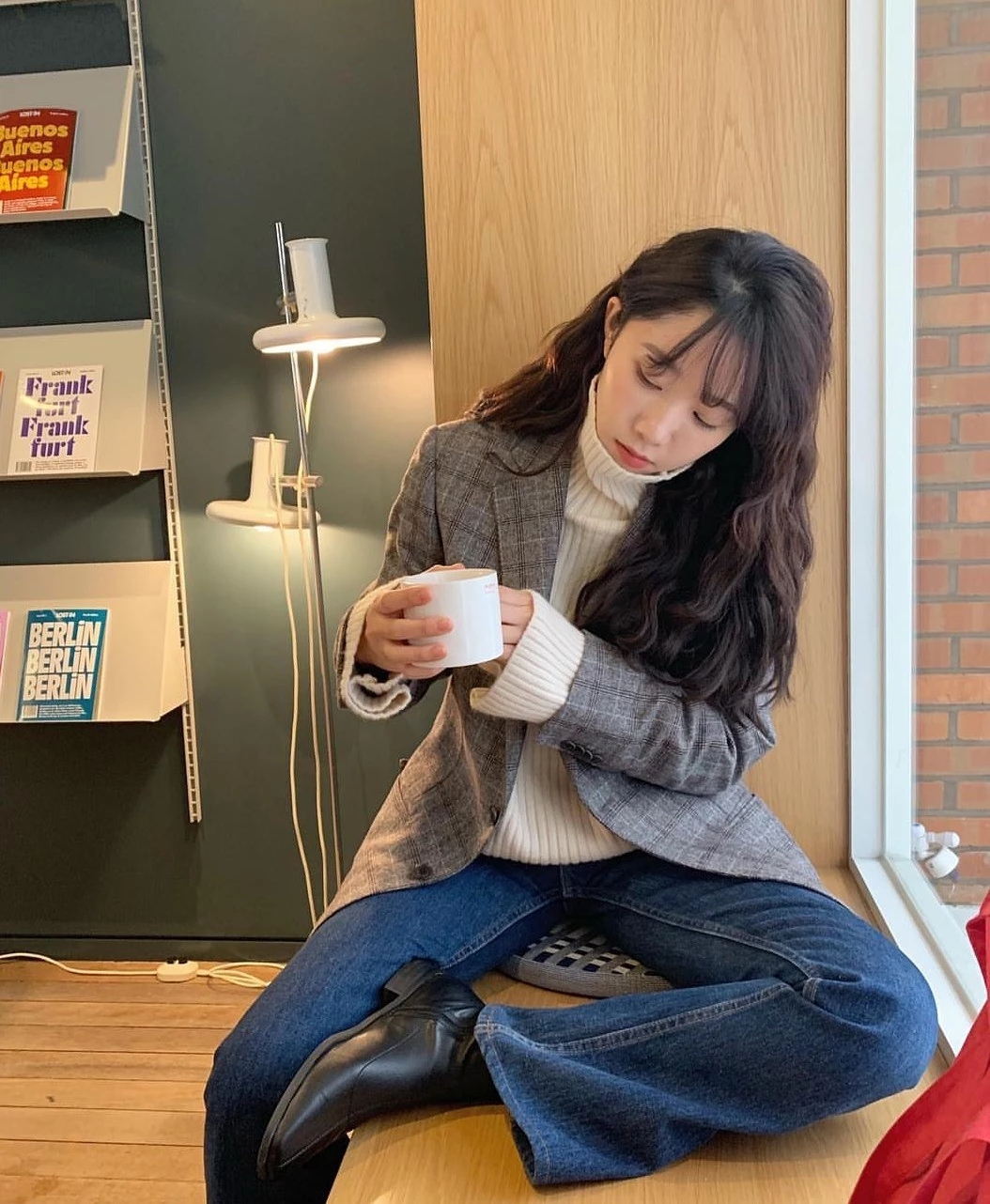 懒卷短发,懒卷是什么意思