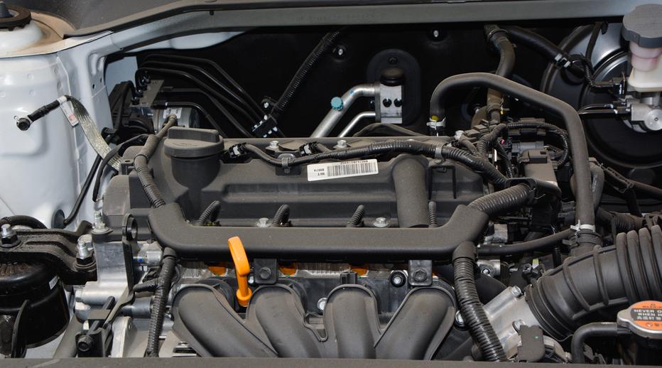 起亚k2新款2022款落地价黑色,库存车起亚k2