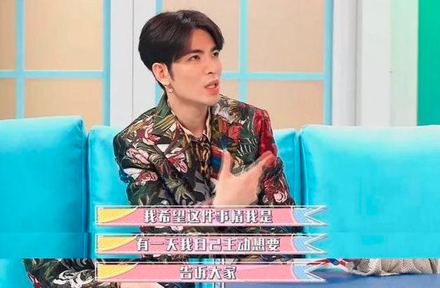 姐弟恋？超越钟丽缇？这位47岁的大姐姐给萧敬腾灌了什么*魂迷**汤