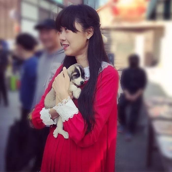 孔孝真同款衬衫豹纹绿色,孔孝真穿搭都是什么品牌