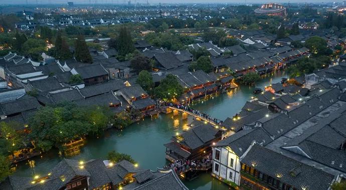 浙江宝藏城市,浙江绍兴夜市美食一条街