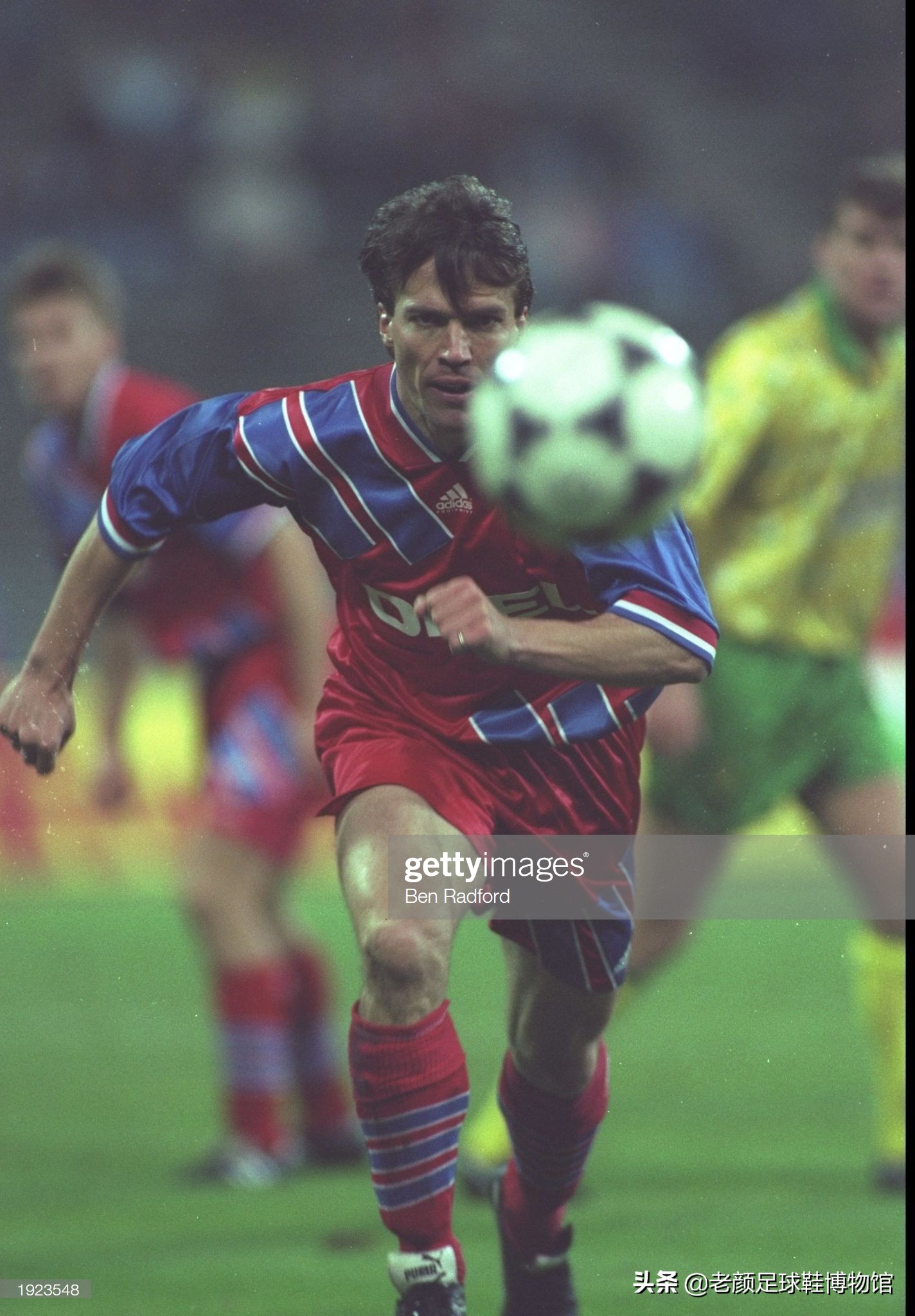 踢五届世界杯娶五个老婆，拜仁大佬39岁双杀皇马后和嫩草女友私奔