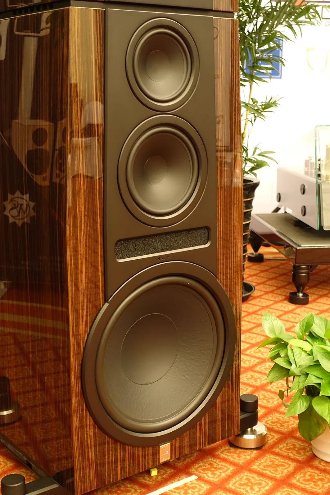 德国冠廷音箱一套有多少瓦,德国冠廷5.2音箱