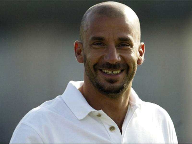 维亚利个人资料介绍,维亚利职业生涯