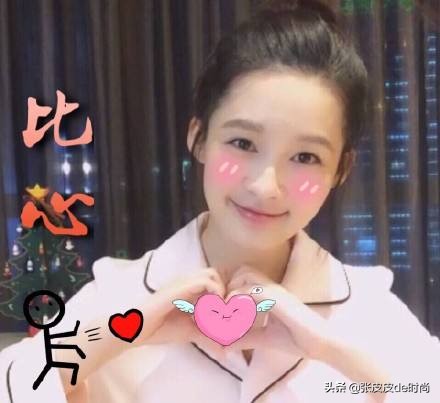 形容女孩子像花一样美,如何浪漫的形容一个女孩子