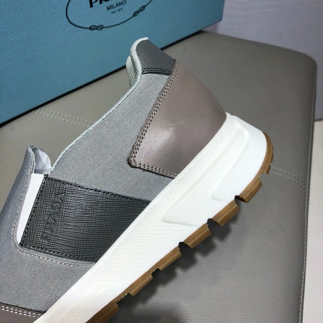 普拉达低帮休闲运动鞋,普拉达慢跑鞋男