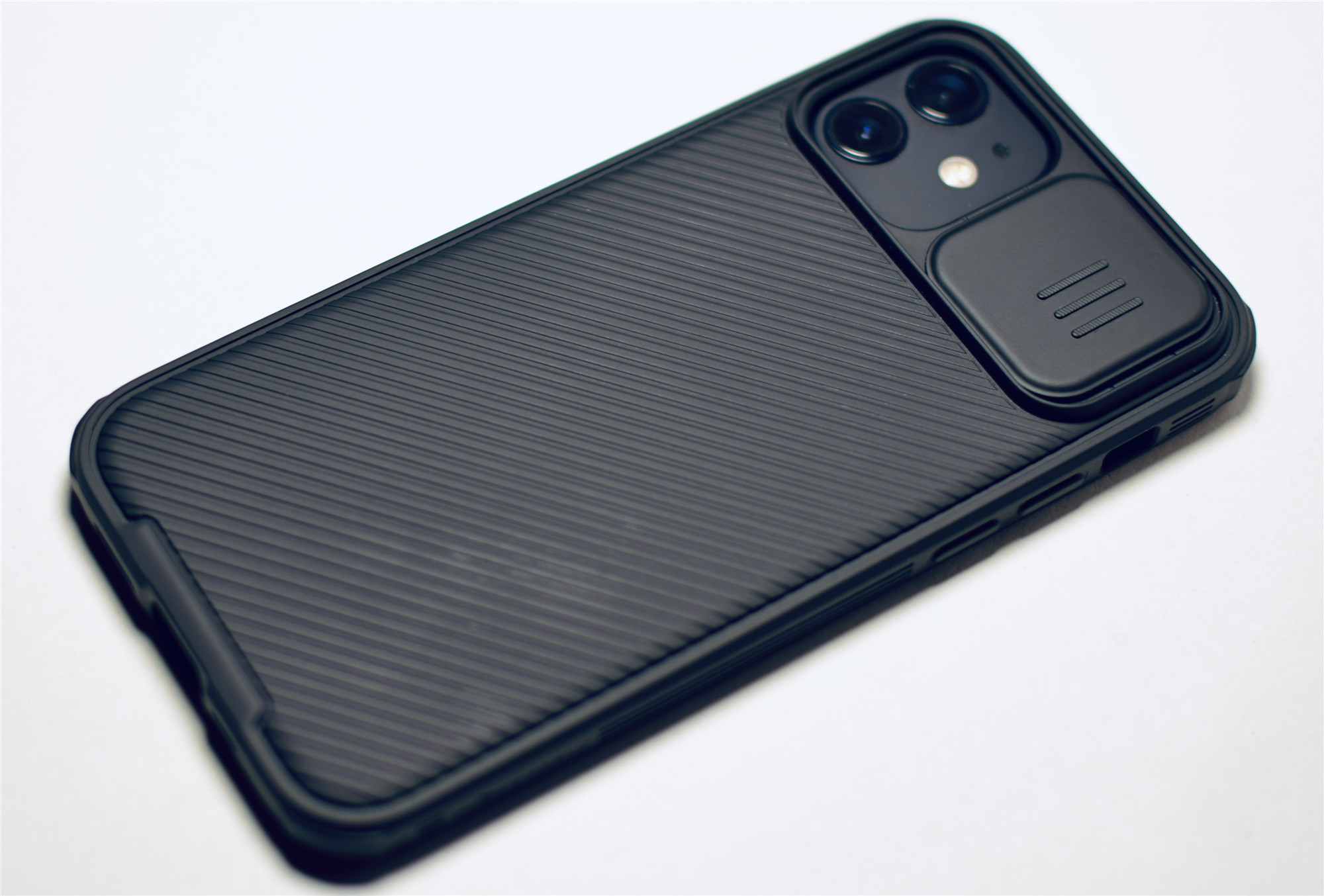 iphone12pro带壳无线充,iphone12保护壳磁吸