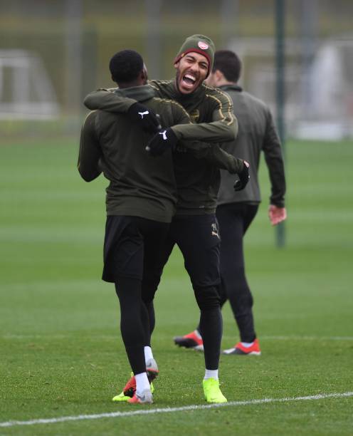 全场5次中线开球啥感觉?中超一球星与奥巴梅杨“感同身受”