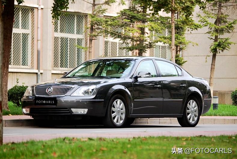 别克老一代君越3.0顶配内饰说明,别克君越老款3.0v6价格