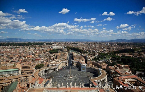 梵蒂冈教皇艾米,梵蒂冈教皇