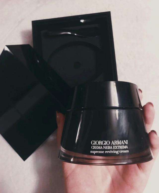 赫莲娜4大贵妇面霜测评,赫莲娜新款绿宝瓶面霜