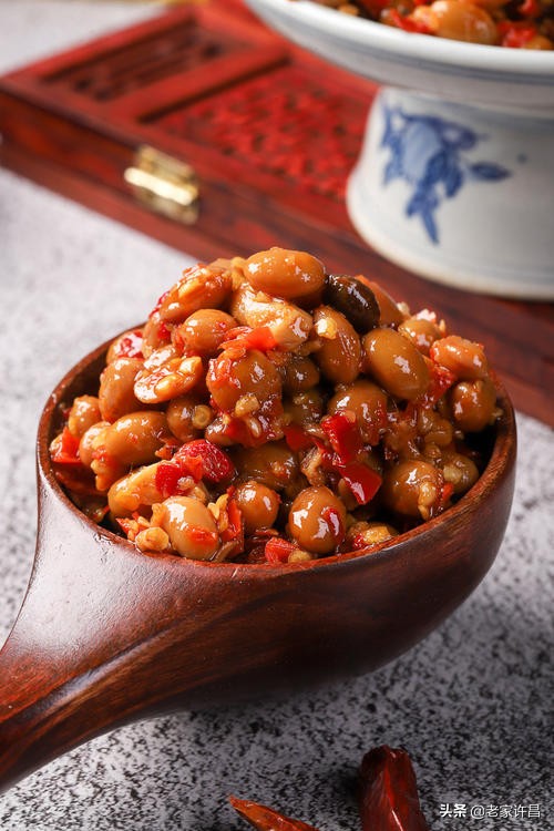 河南人烙馍夹酱豆,烙馍卷酱豆的正宗做法