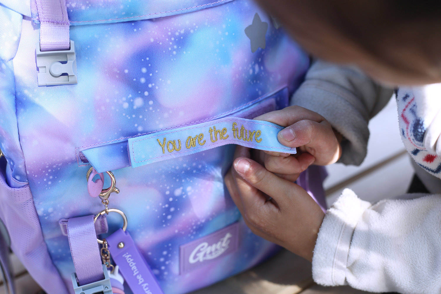 1000多的书包,1000多的书包有什么功能