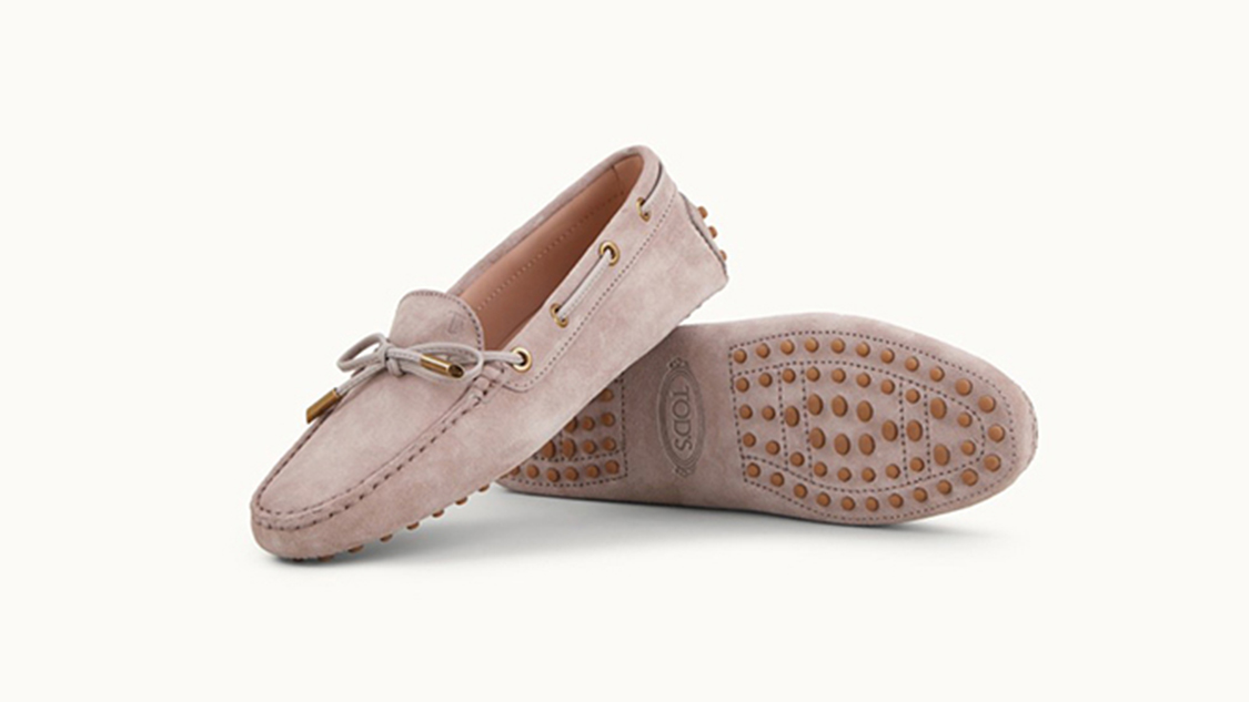 乐福鞋和豆豆鞋哪个更好看,一脚蹬乐福鞋和豆豆鞋的搭配区别