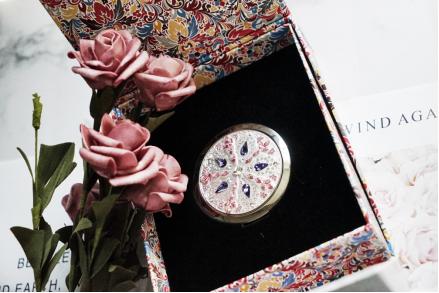 高级感美妆化妆镜品牌,实用又精致的化妆镜