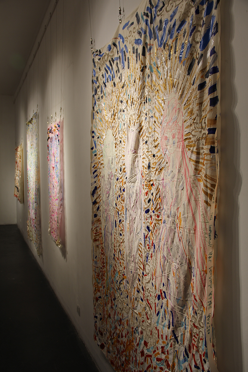 艺术家采访口吐芬芳,艺术家回顾个展