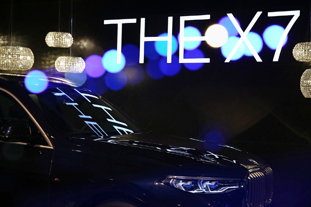 创新bmwx7专属交车仪式,创新bmwx7