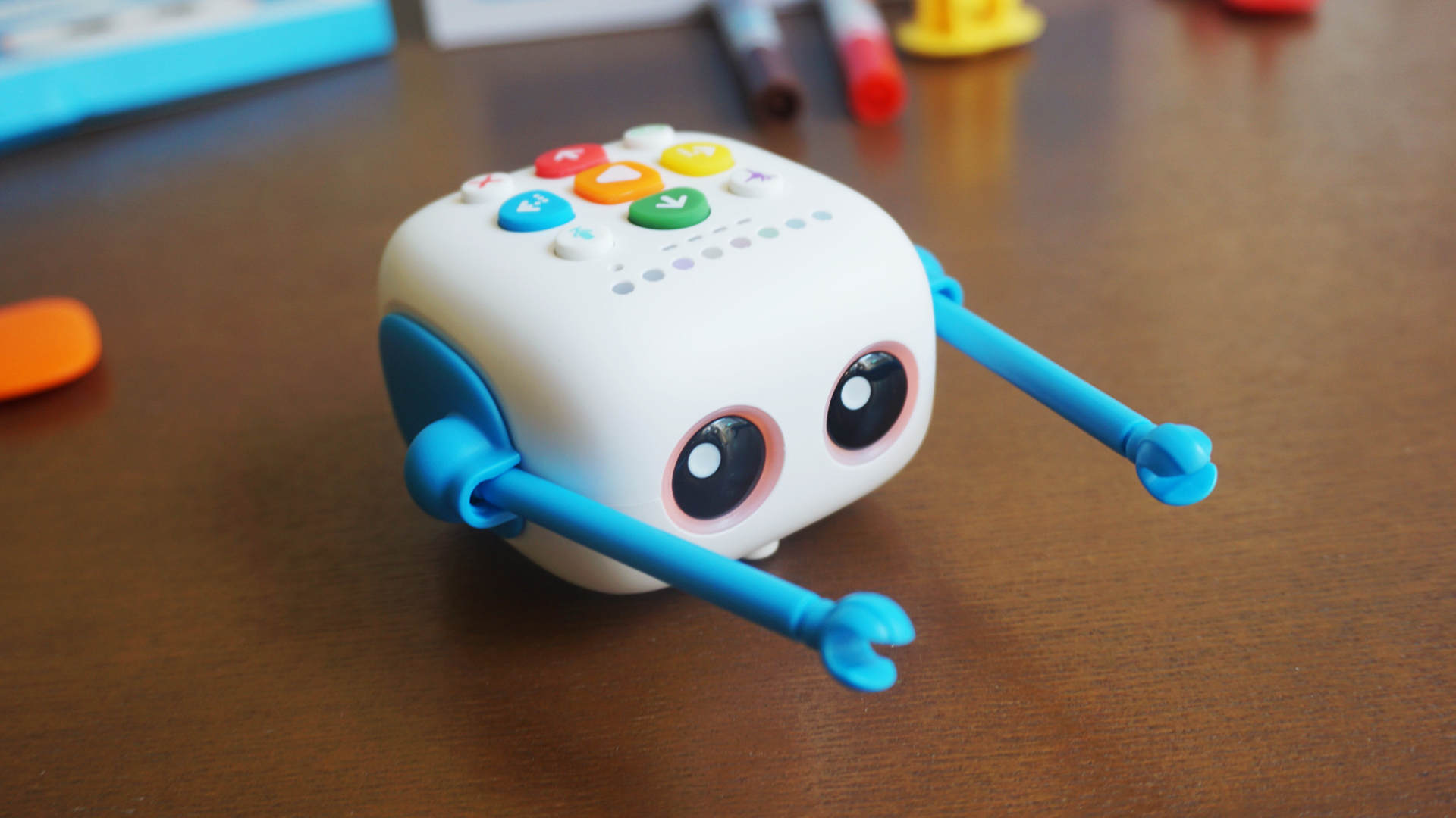 玛塔小q编程机器人示范课,不用编程做机器人