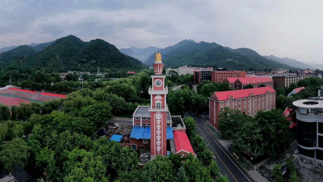 西安翻译学院优秀学生,西安翻译学院学生有多少人