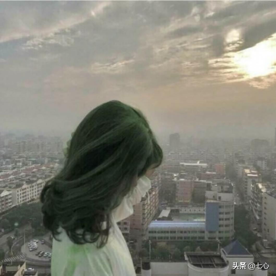 “你选的是大冒险？”“不，我选的是真心话。”——网易云热评