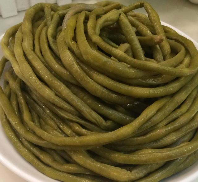 用泡菜坛子腌泡菜怎样好吃,泡菜如何腌制才能又脆又好吃