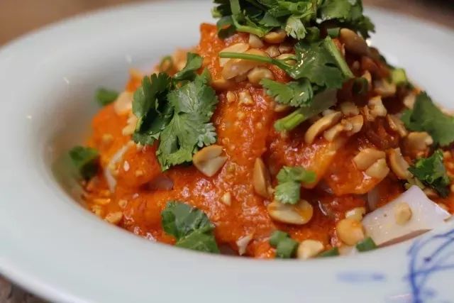 既然年终聚餐躲不掉，那就盘它啊！