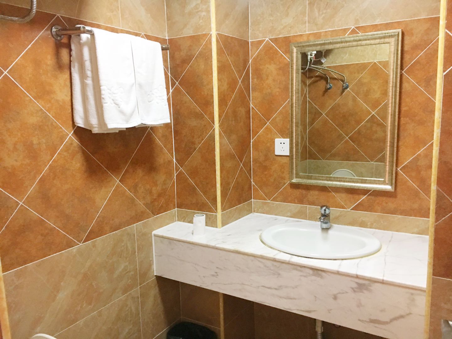 海南观澜湖公寓房价,海口市云龙镇山湖海最新楼盘