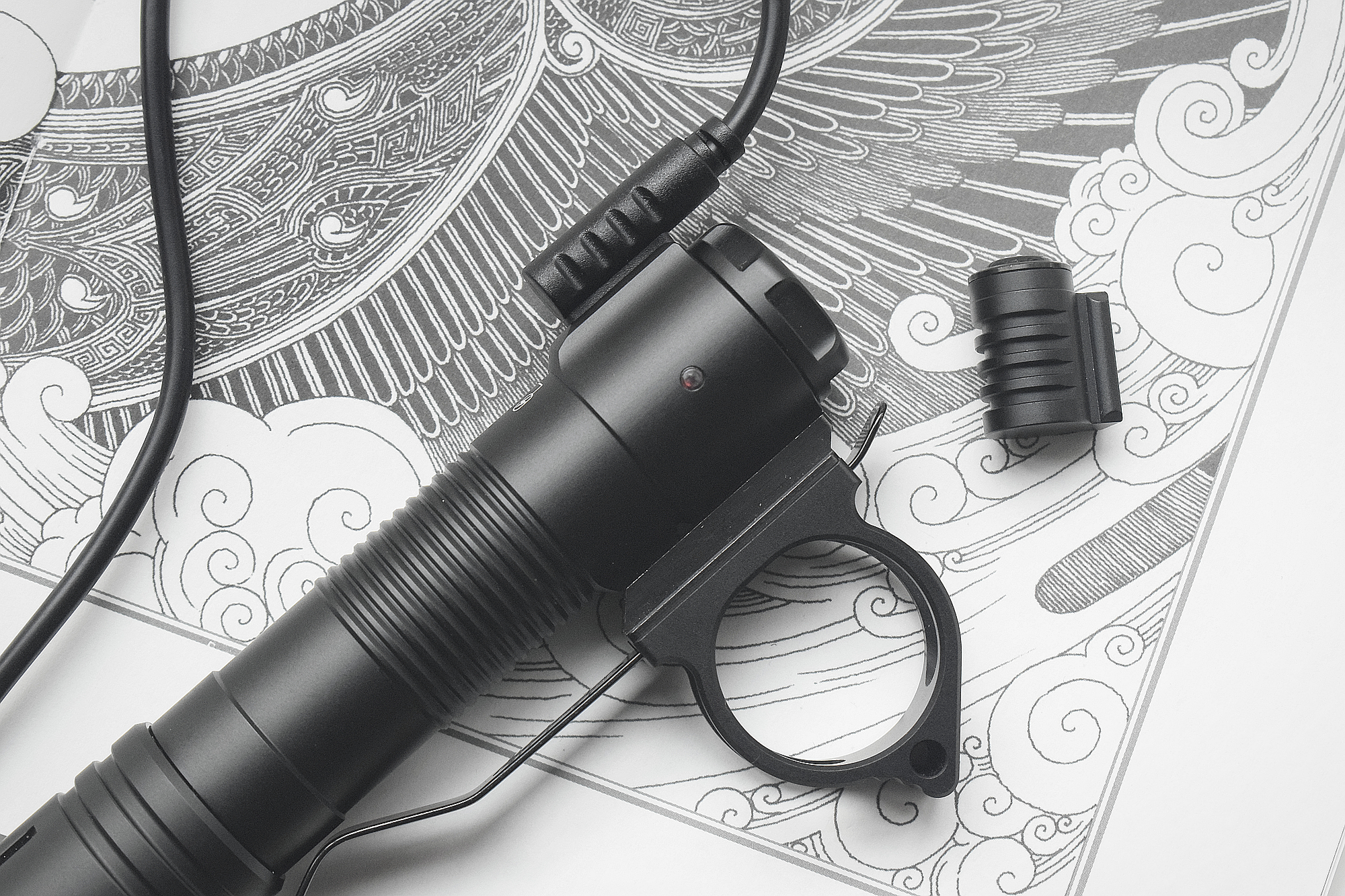 acebeam捍卫者p15手电测评,acebeamp15捍卫者战术手电