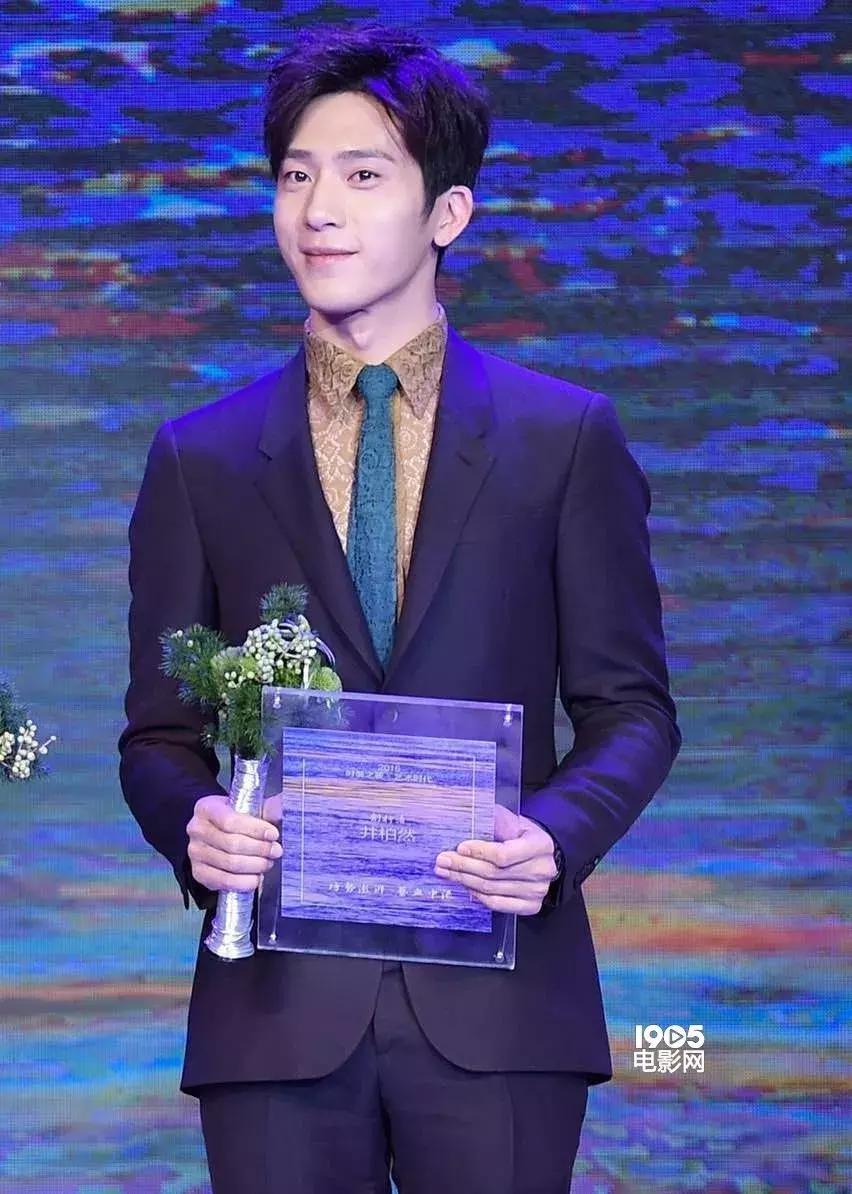 男士穿搭30岁轻熟风穿搭推荐,夏季偏瘦男士的穿搭指南