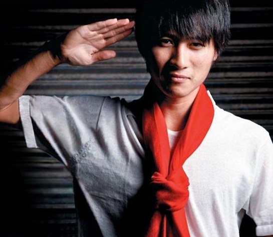 韩寒主要靠什么生存,韩寒吐槽同龄人正在抛弃你