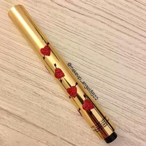 新品：纪梵希推出2019年情人节限量版口红