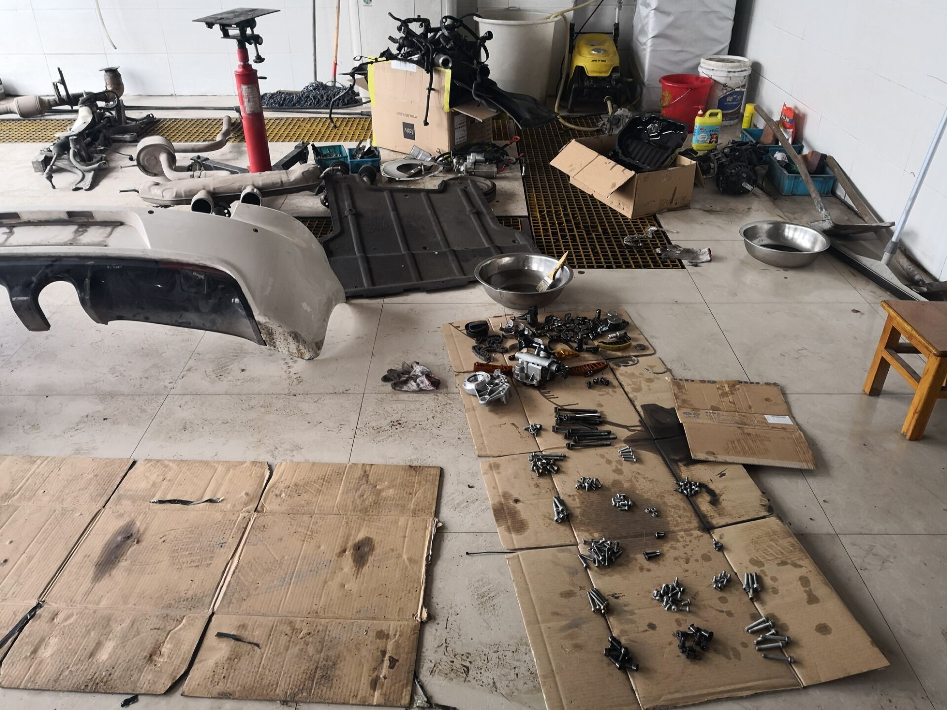 新款奥迪q3烧不烧机油,奥迪q31.4t烧机油吗