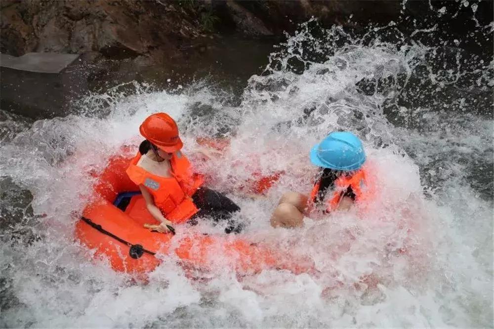 五龙潭青云峡漂流攻略,青云峡f1漂流