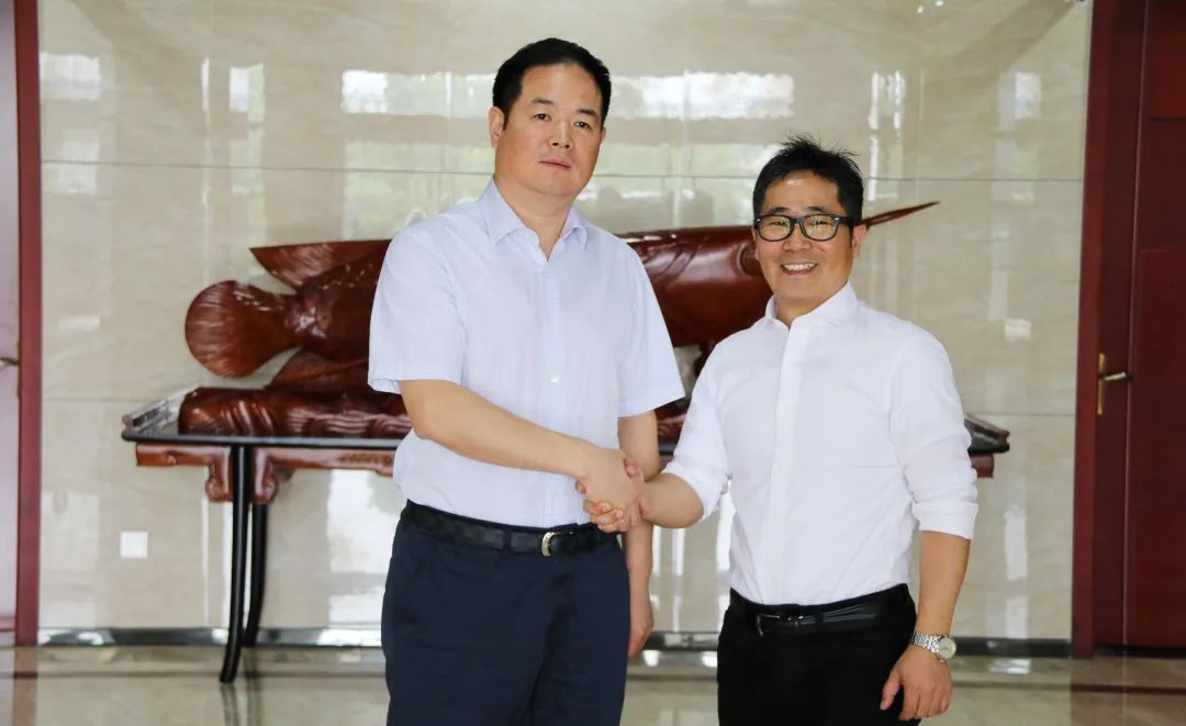 新鸽车标,新鸽最新款