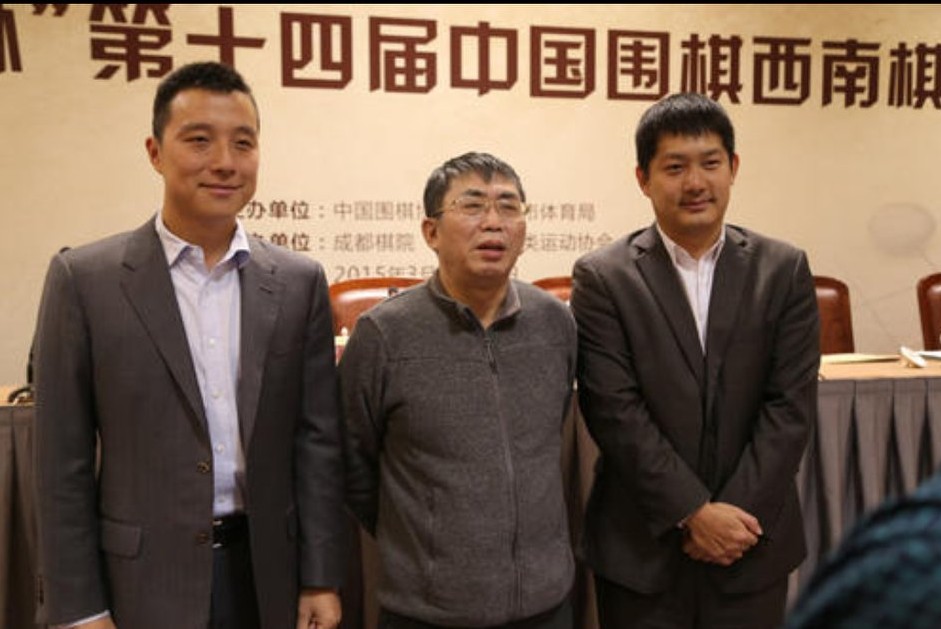 柯洁对朴廷桓围棋名局精解,柯洁围棋连笑