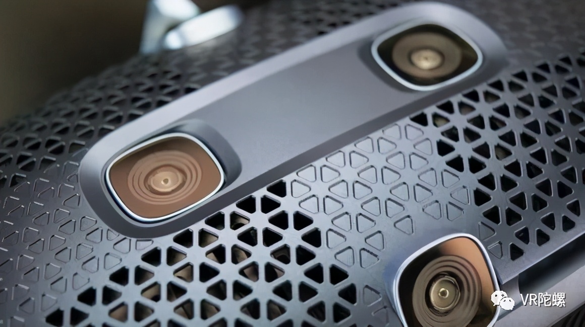 苹果2项HMD专利曝光，或将包含散热及局部光学调节显示系统