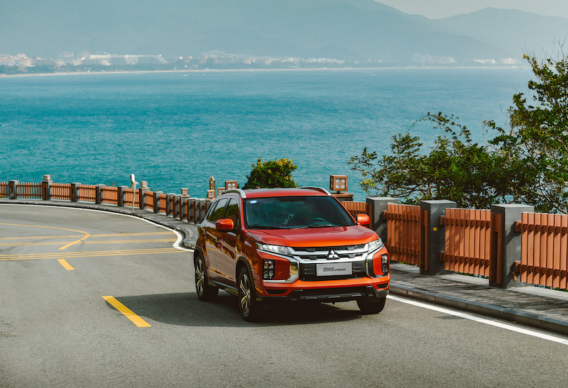 十万元内性价比高的车新车试驾,最新款三菱劲炫试驾视频