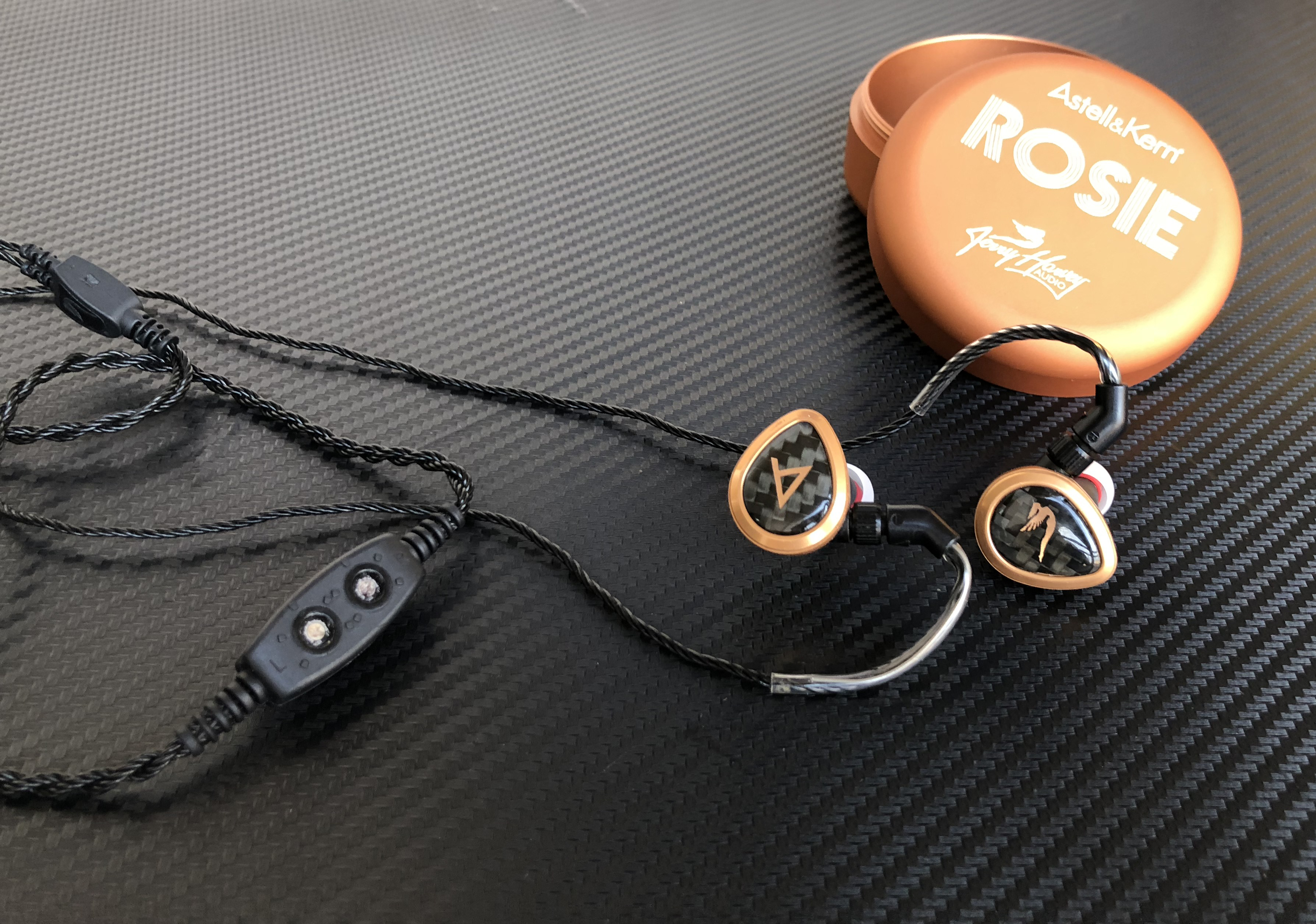 艾利和rosie耳机,艾利和rosie耳机好用吗