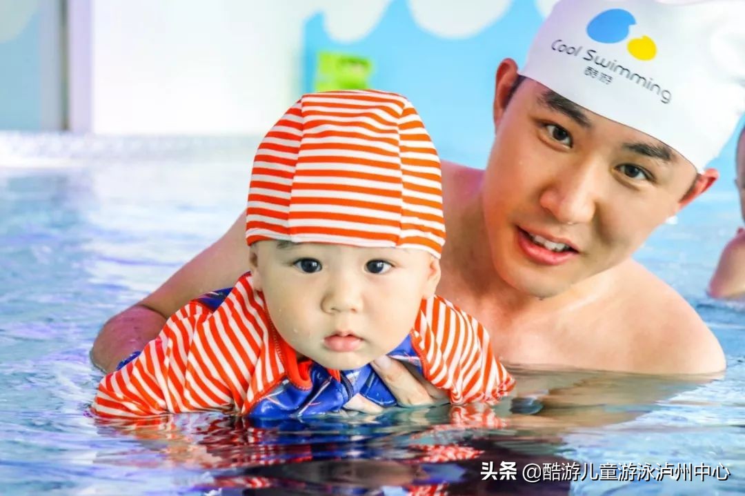 育儿知识大全0到3岁婴幼儿洗澡,育儿小知识宝宝闹