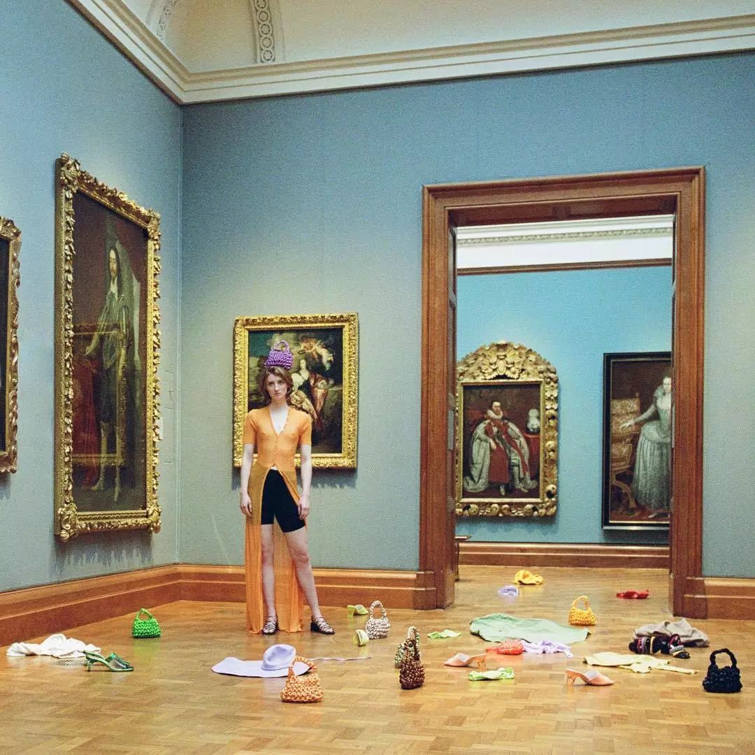 秋冬流行的靴子就买这3双,今年冬天必入款靴子