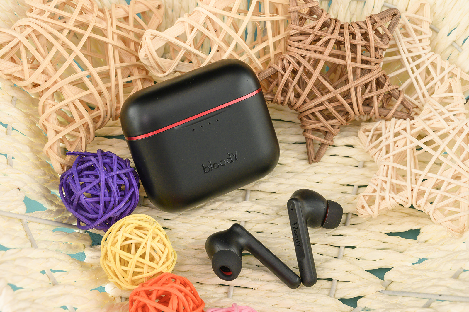 下雨天和音乐是绝配,下雨天和音乐更配哦