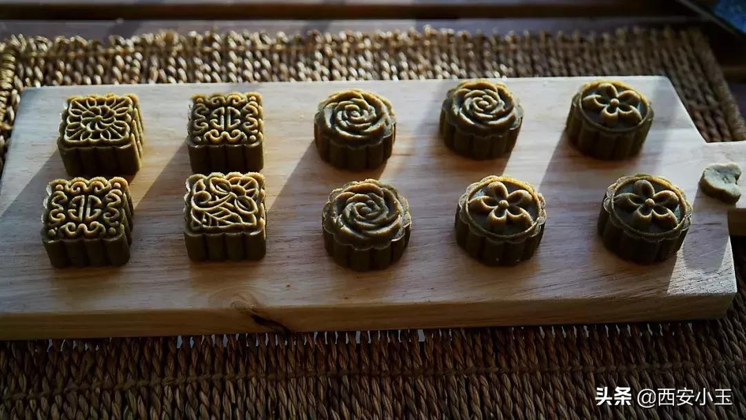 绿豆糕这样做简单又好吃,绿豆糕怎么做又简单又好吃