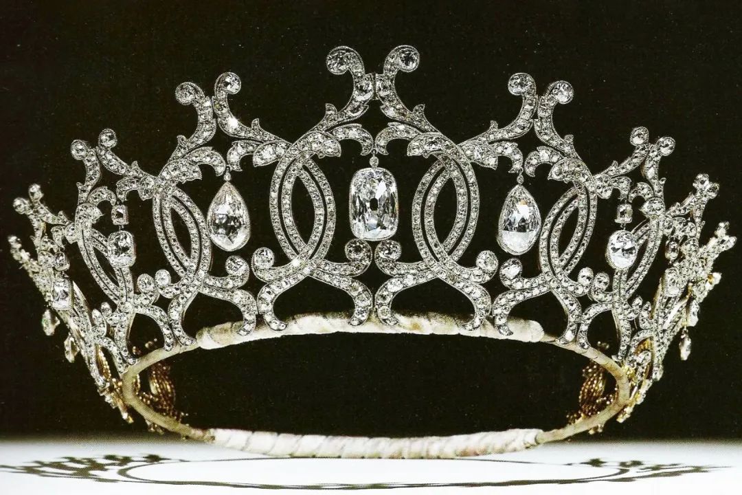 真假名媛启示,真假名媛戴的珠宝有什么区别