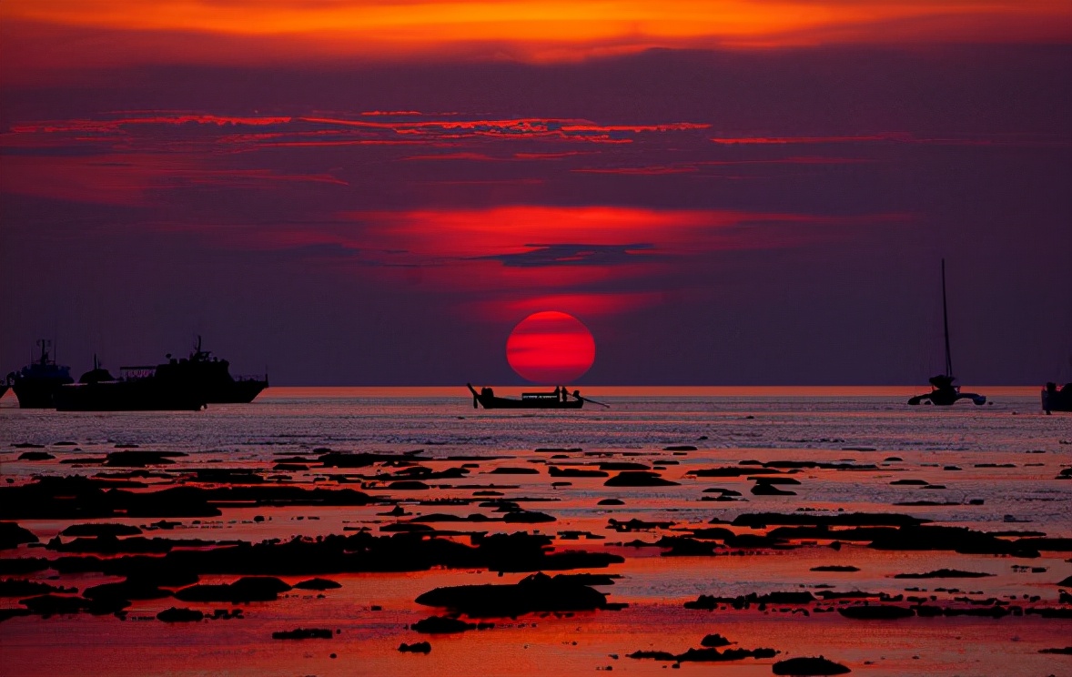 远在他乡漂泊孤独的诗句,写游子漂泊在他乡诗