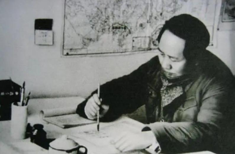 侄子毛楚雄牺牲，毛*东泽**托人对其外婆周陈轩说：孩子国外学习去了