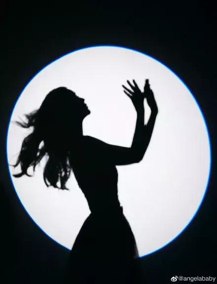 美少女战士联名彩妆，代表月亮来圈钱啦