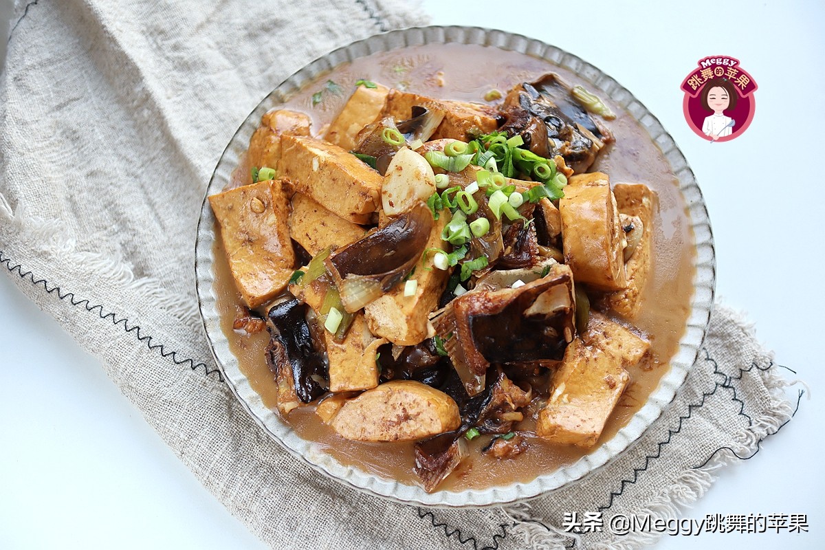 老板鱼和魔鬼鱼有什么区别呢,很奇特的鱼是老板鱼