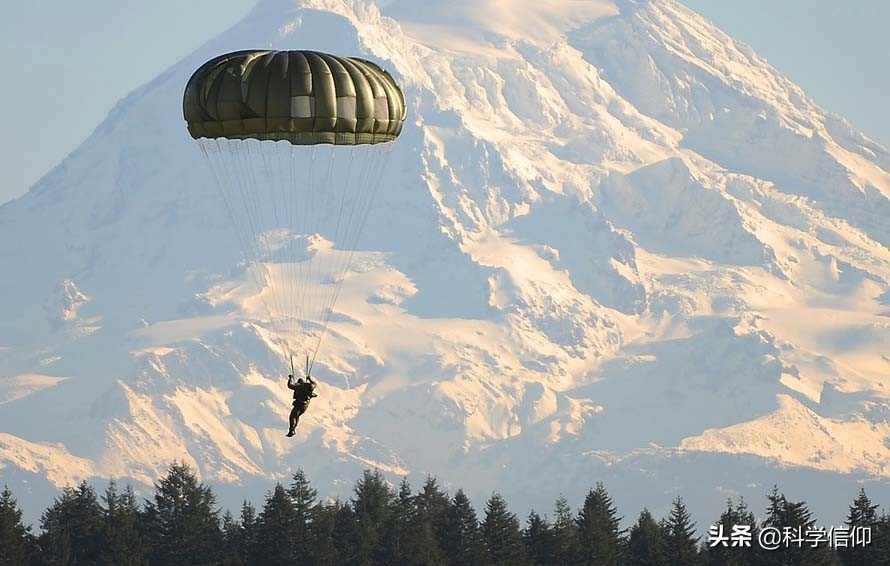 在飞机2分钟内有可能跳伞吗,从民航客机上跳伞能活下去吗