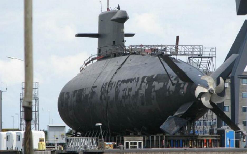 苍龙级潜艇指挥塔高度,潜艇指挥塔内部